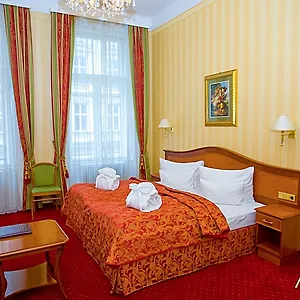 Hotel Opera I Self Check In