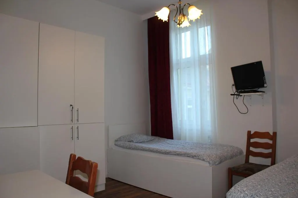 Arnes Hotel Vienna 2*,  Austria