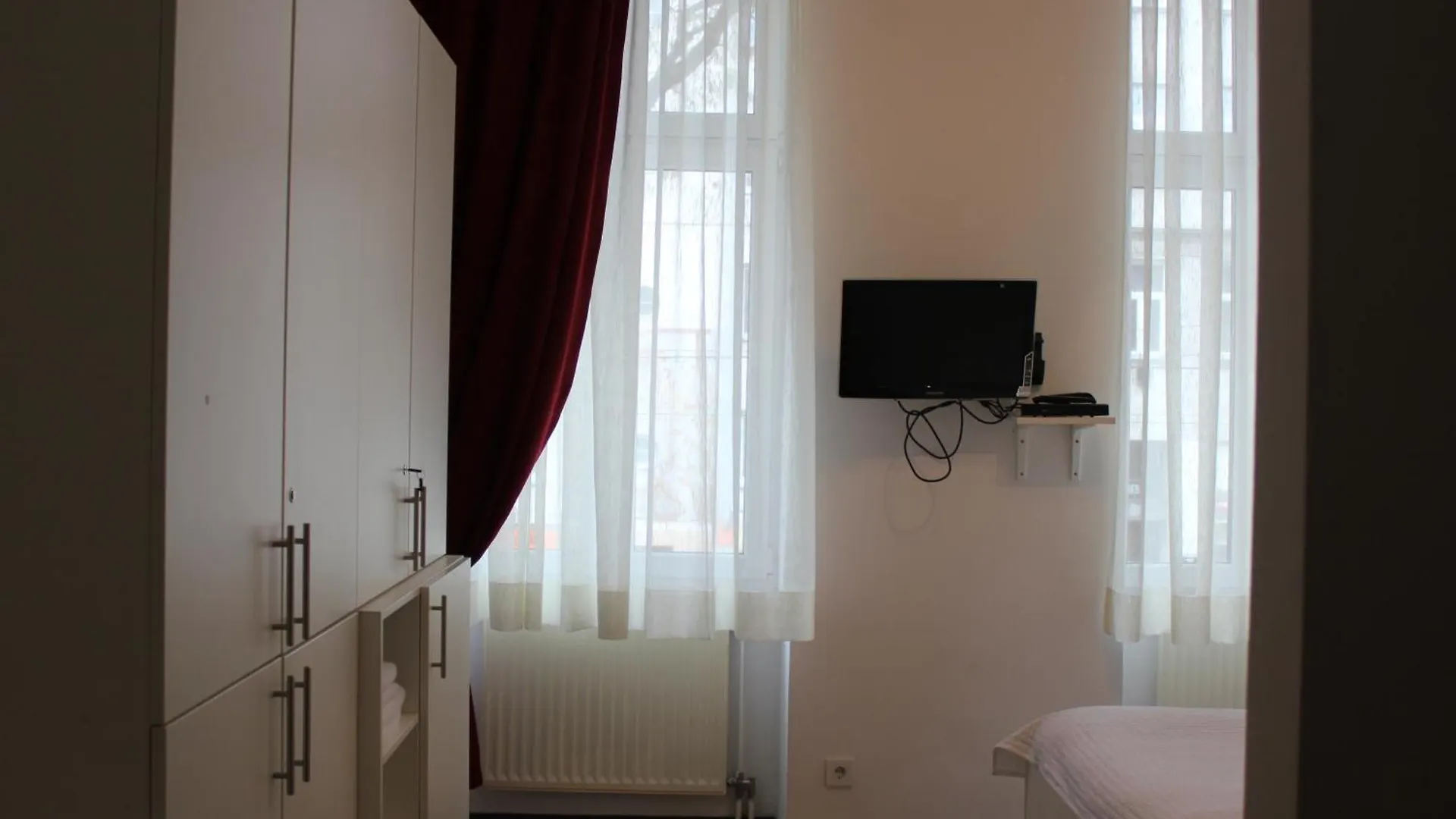 Arnes Hotel Vienna